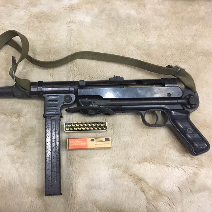 MGC モデルガン MP40 シュマイザー 箱付カートリッジ 未使用品 19個付