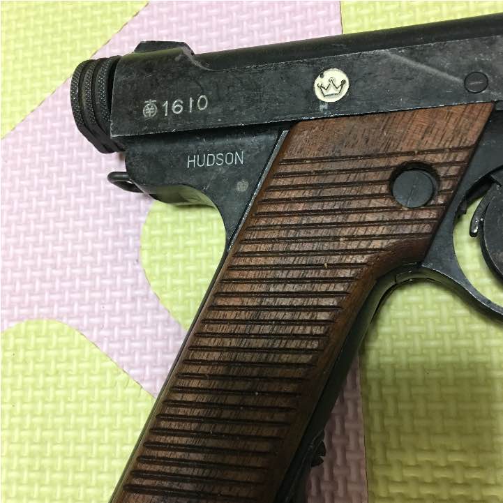 モデルガン