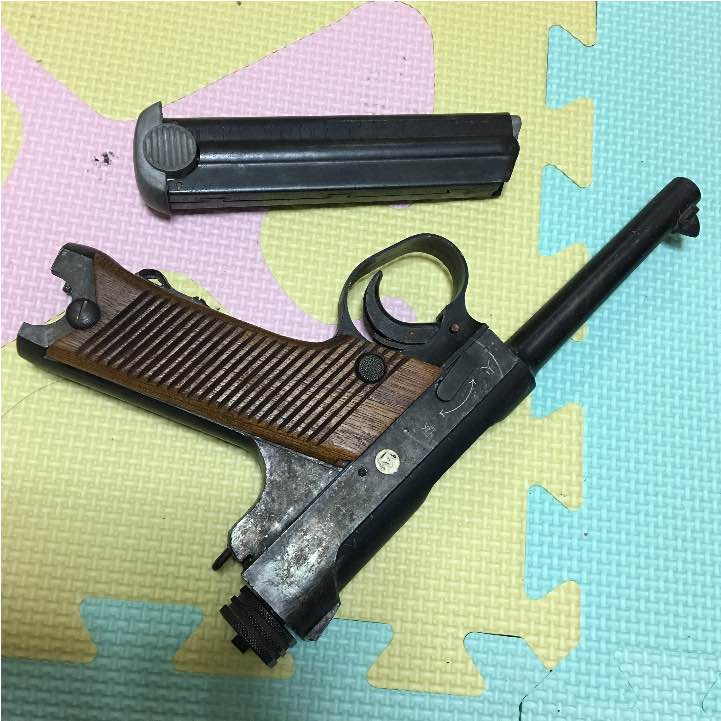 モデルガン